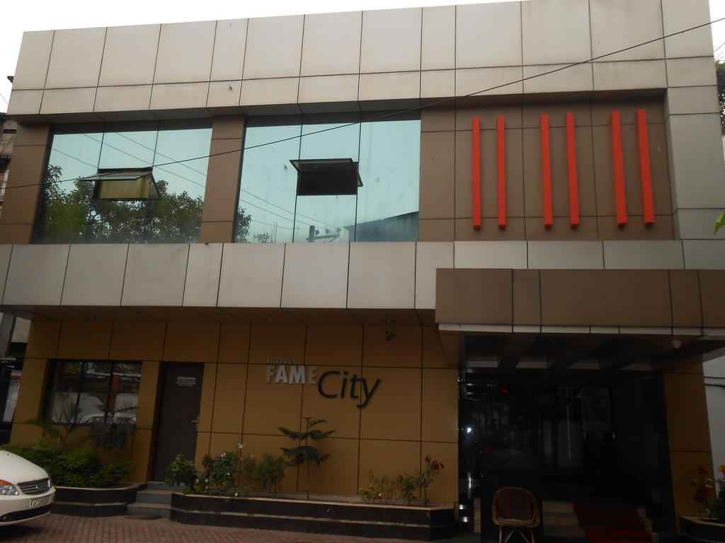 Hotel Fame City Guwahati Ngoại thất bức ảnh
